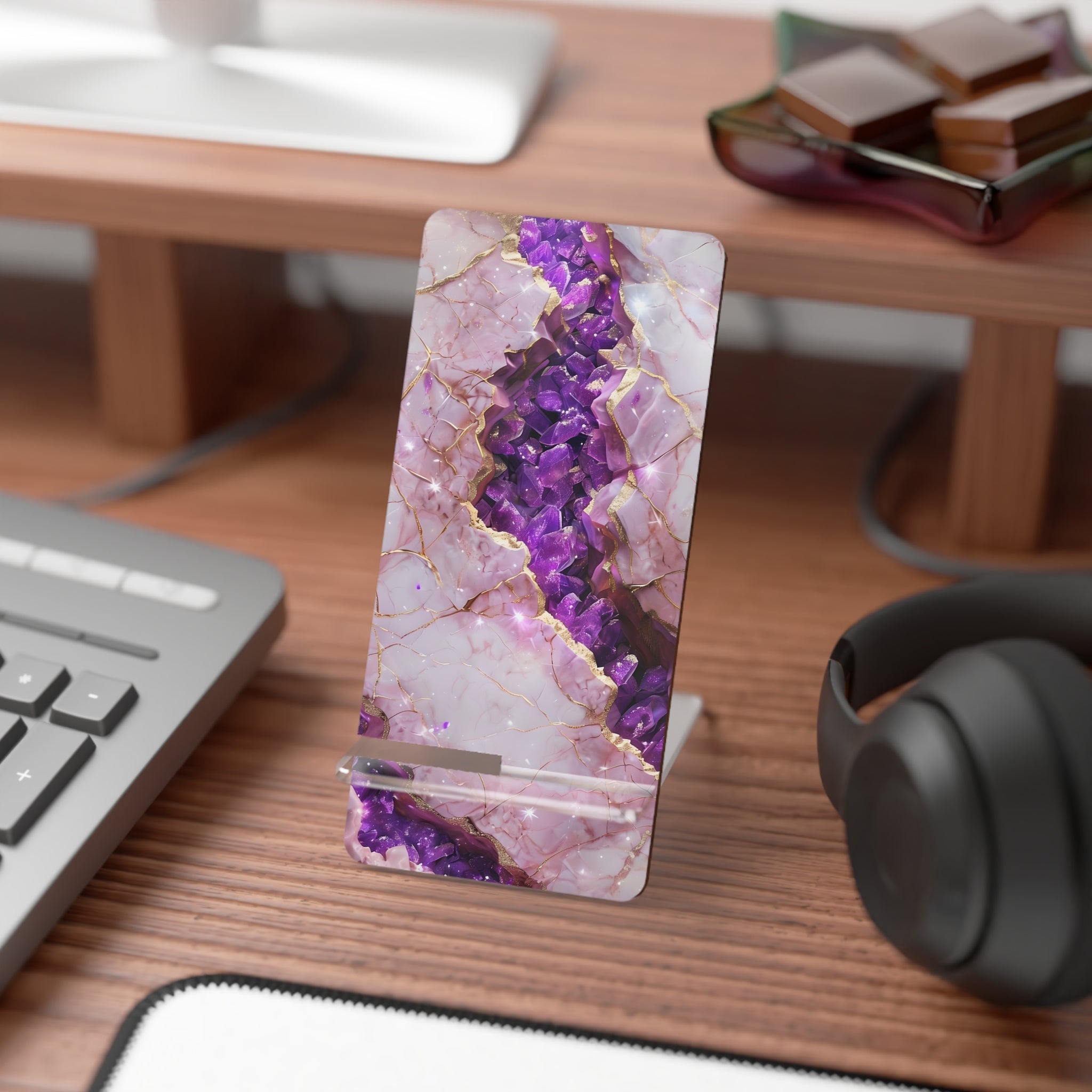 Mobile Phone Stand, Elegant Smartphone Holder, Amethyst Crystal Display, Desk Decor, Gift for Tech Lovers, Stylish Office Accessory