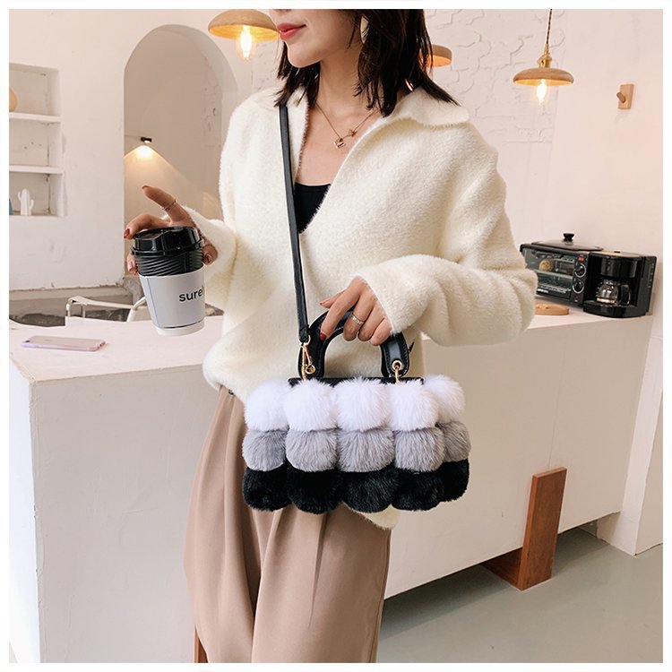 Chic Winter Plush Shoulder Bag - Stylish Messenger Handbag for Every Occasion