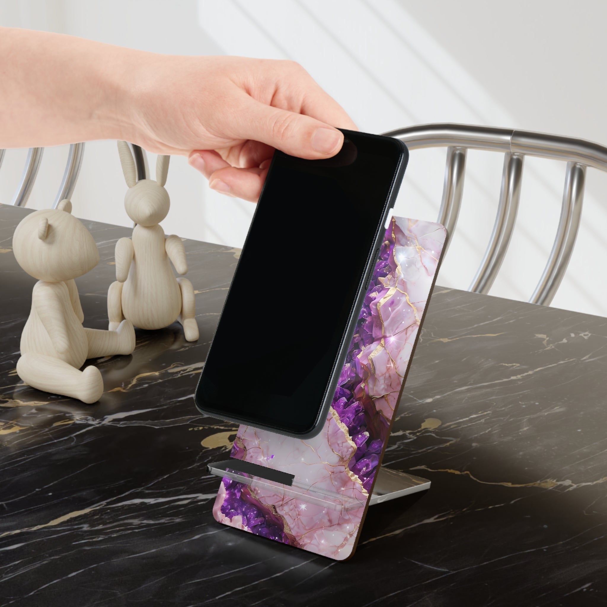Mobile Phone Stand, Elegant Smartphone Holder, Amethyst Crystal Display, Desk Decor, Gift for Tech Lovers, Stylish Office Accessory